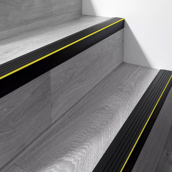 Black Non Slip 1.18m Bullnose Stair Nosing RDO Rubber Angle Step Edge 